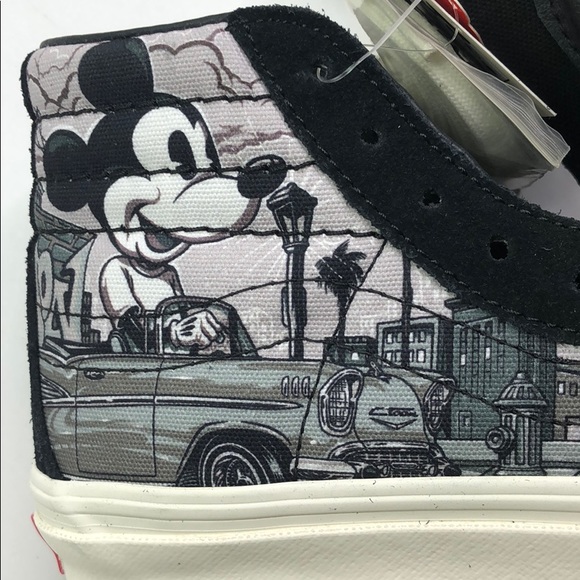 Vans x Disney x Mark Machado x SK8-Hi - Picture 7 of 8